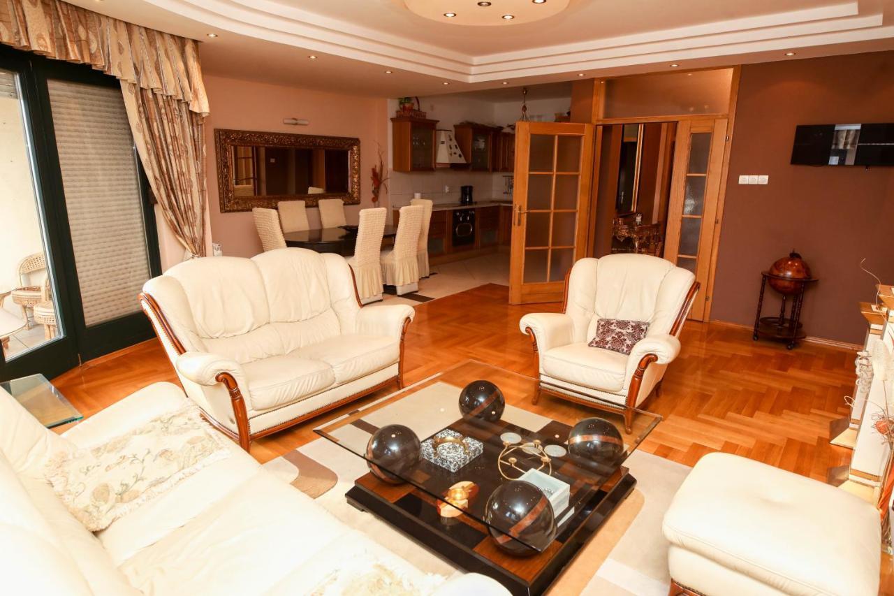Ugodan I Luksuzan Apartman Banja Luka Exterior foto